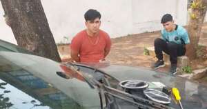 La Nación / Capturan a dos sujetos por robo de autoaccesorios en  Villa Morra