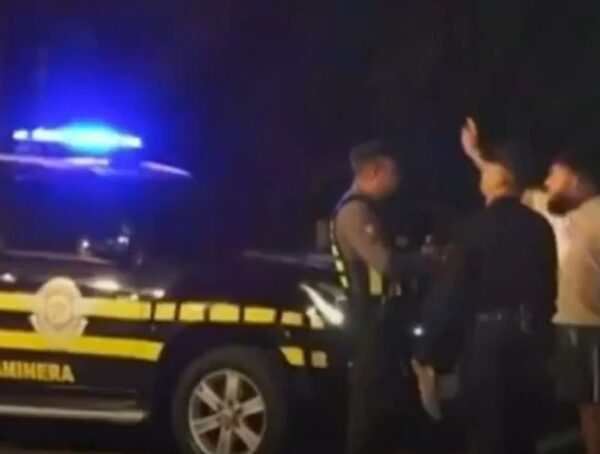 Chofer de camión involucrado en fatal accidente critica a agentes de la Caminera · Radio Monumental 1080 AM