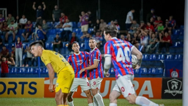 Cerro Porteño sufre, pero avanza en Copa Paraguay tras penales