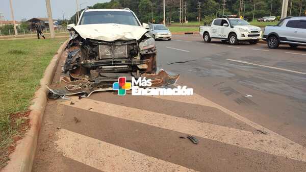 Grave accidente de tránsito en el acceso al estadio Villa Alegre