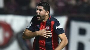 EXJUGADOR DE LA ALBIRROJA MALTRATABA A SU EXPAREJA