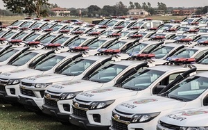 Gobierno entrega 250 nuevas patrulleras, 100 motocicletas y 1.500 chalecos para la Policía Nacional
