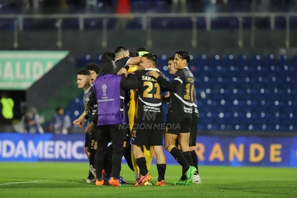 Libertad enfrenta a Cruzeiro con la misión de dar el primer golpe