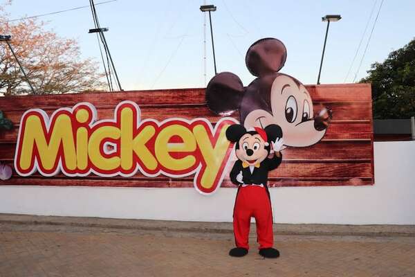 La historia del Mickey paraguayo que le ganó a Disney, en destaque en el New York Times - Nacionales - ABC Color