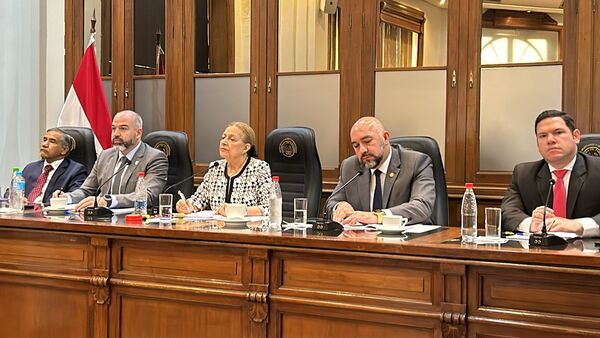 Por no reunir los votos suficientes, JEM blanqueó a jueza de CDE Victoriana Cáceres