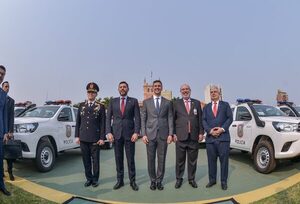 Gobierno refuerza la seguridad con nueva flota de patrulleras, motocicletas y equipos para la Policía Nacional - La Clave