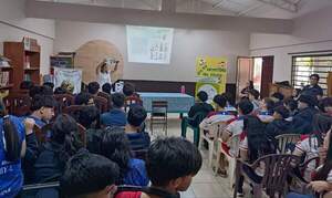 SUMAR: estudiantes participan en charla sobre efectos de cigarrillos electrónicos