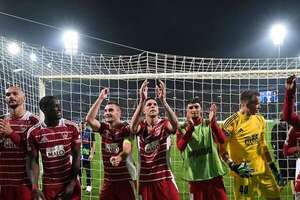 El Brest amarra un triunfo histórico - Fútbol Internacional - ABC Color
