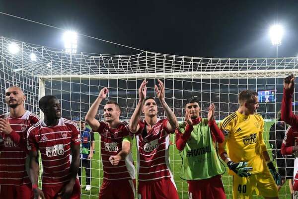 El Brest amarra un triunfo histórico - Fútbol Internacional - ABC Color