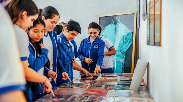 Exposición de objetos de Luis Alberto del Paraná en el Centro Cultural Estación del Tren Lechero » San Lorenzo PY