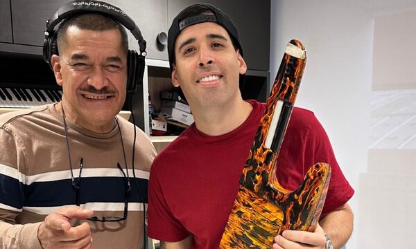 Camarasa graba con la voz original de Los Angeles Azules