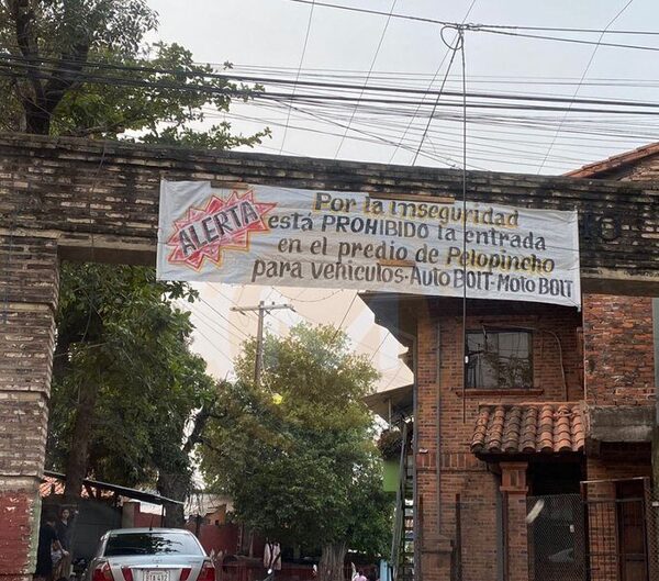 ¡El que avisa amigo es!: Vecinos prohiben entradas a conductores de plataformas