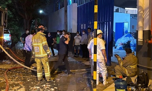Reportan incendio en frigorífico de Asunción - OviedoPress