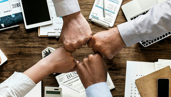 ADN emprendedor: tres jóvenes relatan sus inicios y cómo sortearon las dificultades financieras