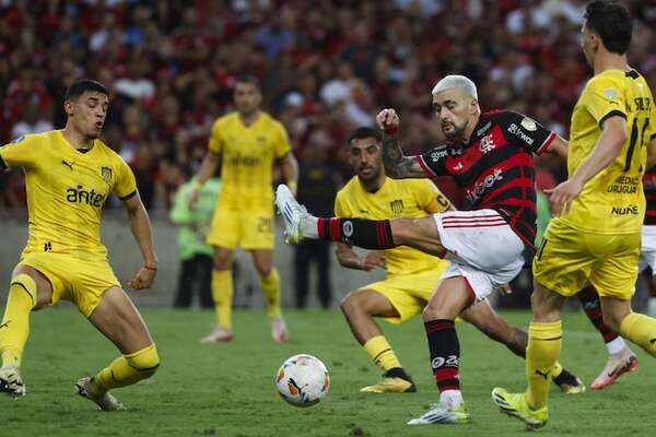 Libertadores: Peñarol sorprende al Flamengo y le gana 1-0 en el Maracaná - Fútbol Internacional - ABC Color