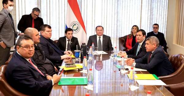 La Nación / Comisión bicameral se encuentra con muchas sorpresas, dijo senador