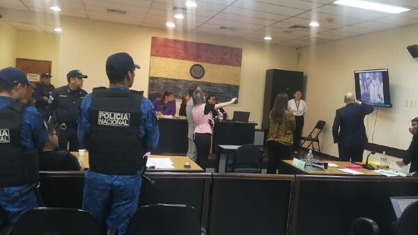 Tras dos décadas, aún sigue juicio a secuestradores de Cecilia Cubas