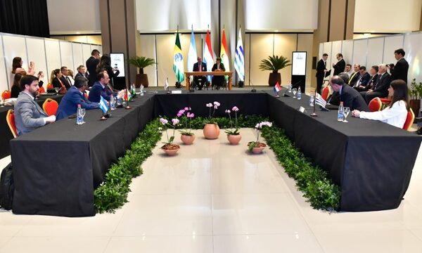 ITAIPU y FONPLATA firman protocolo de intención para promover acciones de desarrollo sostenible
