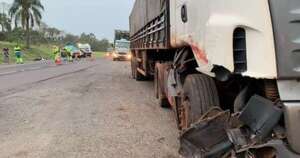 Diario HOY | Camión con chapa paraguaya involucrado en trágico accidente en Brasil