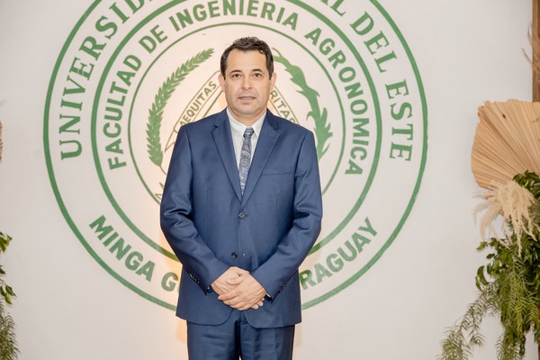 Desafíos y aportes del Ingeniero Agrónomo en el desarrollo del sector agropecuario en Paraguay - La Clave
