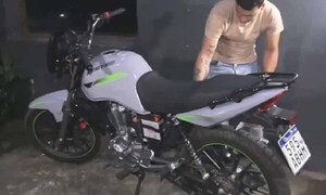 Le despojaron la motocicleta y logró recuperarla gracias al GPS – Prensa 5