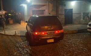 Gavilla de delincuentes roba 15 cajas de cigarrillos electrónicos
