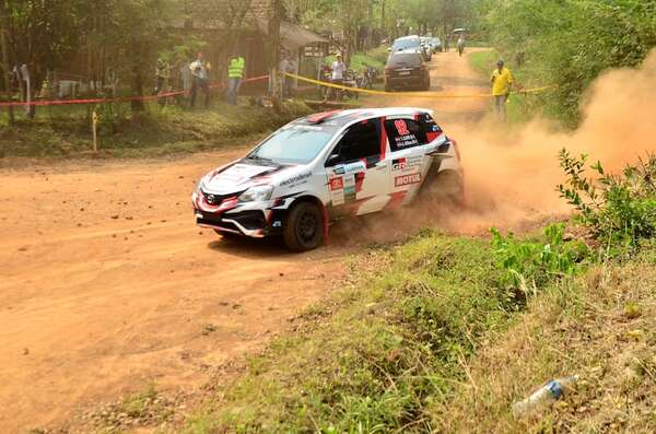 Rally del Paraguay-F2: Benítez, Llano y Cruz, en ese orden - ABC Motor 360 - ABC Color