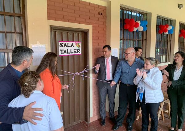 Reinserción Social: Habilitan Sala de Talleres en el Centro Educativo de Itauguá