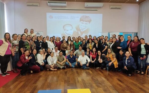 Profesionales de salud de Alto Paraná refuerzan estrategias en Desarrollo Infantil Temprano y atención a embarazadas