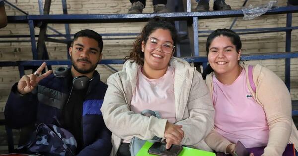 Diario HOY | Datos oficiales indican que 854.000 jóvenes cuentan con empleo en el país