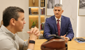 Félix Hernán Jiménez asume como nuevo director de la Agencia Nacional de Tránsito