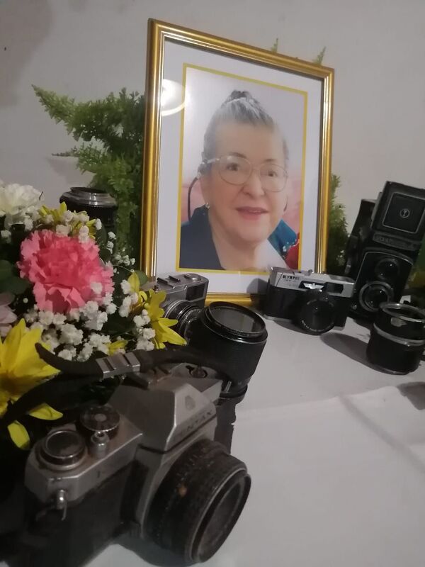 Exhiben cámaras de la primera fotógrafa del Paraguay