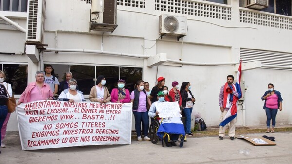 Ni vaquitas dan abasto ante déficit de fármacos oncológicos en el IPS