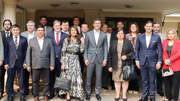 Oposición espera que reunión no sirva solo para las fotos