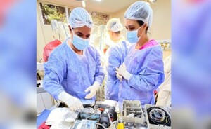 Neurocirujanos realizan primera cirugía de parkinson