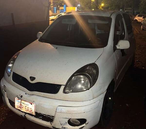 Desconocido hiere en el rostro al conductor de un automóvil en CDE - ABC en el Este - ABC Color