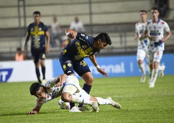 Nacional visita al Sportivo Trinidense con la presión de... - Fútbol - ABC Color