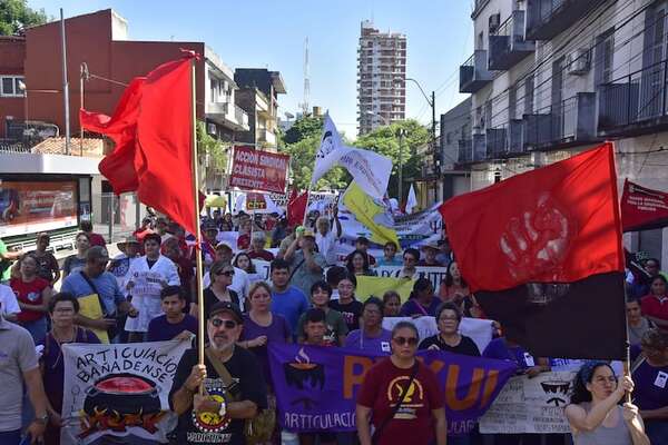 Sindicatos y organizaciones populares critican acciones de Peña: “Amenazan y confiscan derechos” - Nacionales - ABC Color