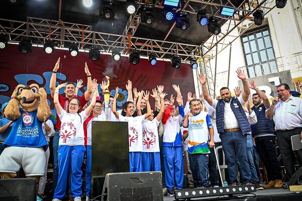 Peña celebra revitalización del centro histórico y afirma que calle Palma es de todos los paraguayos - .::Agencia IP::.