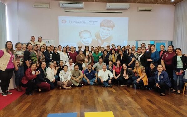Profesionales de salud de Alto Paraná refuerzan estrategias de atención para optimizar el Desarrollo Infantil Temprano y la atención a embarazadas