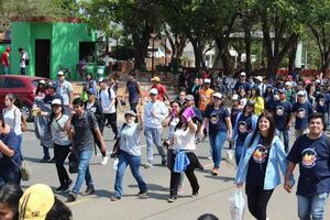Unos 3.000 jóvenes se preparan para la peregrinación diocesana de jóvenes  - Nacionales - ABC Color