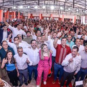 Día de la juventud: esto dijo Santiago Peña a jóvenes colorados - Política - ABC Color