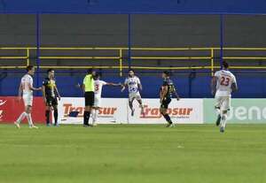Sportivo Trinidense vs. Nacional: La academia se acerca al líder y sigue su buena racha - Fútbol - ABC Color