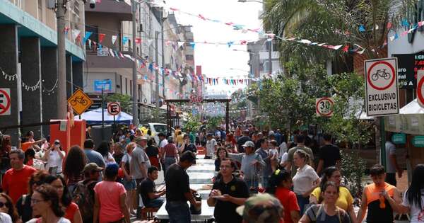 La Nación / Palma se llenó de color, música y juventud