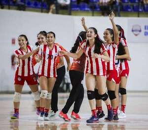 Sur Centro América de handball U14: Guerreritas tricampeonas - Polideportivo - ABC Color