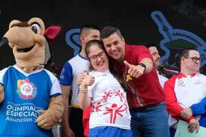 Juegos de Olimpiadas Especiales: Santiago Peña deja esperando a atletas - Polideportivo - ABC Color
