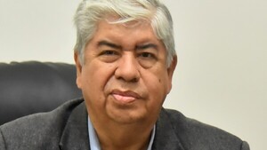 “Por decir que se discriminaba al idioma guaraní tuve una orden de captura”