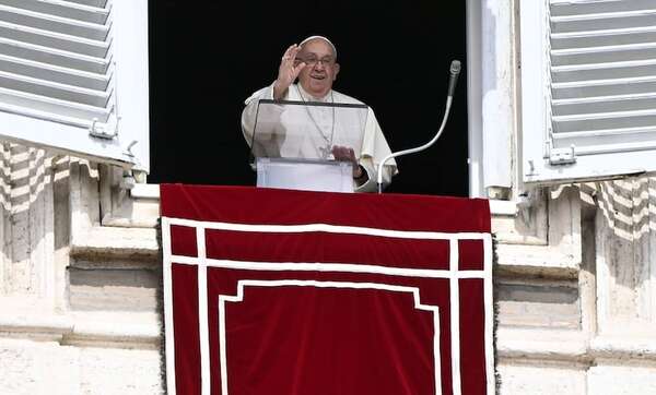 El papa reclama que “se oiga la voz de los pueblos que piden la paz” - Mundo - ABC Color