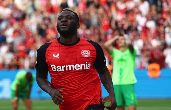 Versus / Leverkusen no pierde la costumbre de ganar 'in extremis'