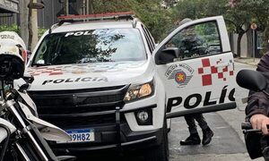 Linchan y queman vivo a hombre acusado de abusar y matar a una bebé en Brasil